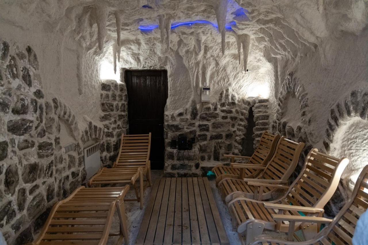 President Hotel&Restaurant&Spa Trostyanets  Extérieur photo